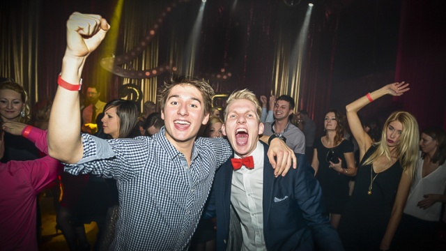 Szczecińskie kluby pękały w szwach. Tak bawiono się w Sylwestra. Fot. Jarosław Gaszyński [Radio Szczecin] Szczecińskie kluby pękały w szwach. Tak bawiono się w Sylwestra [ZDJĘCIA]