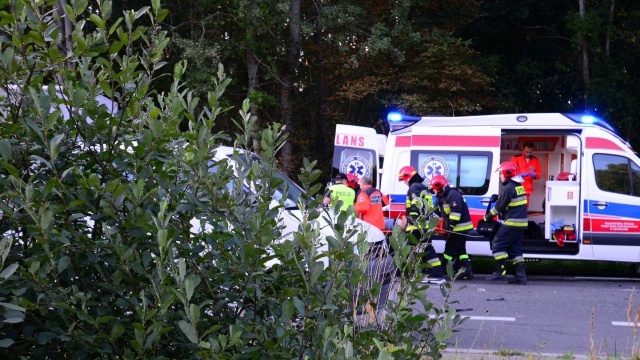 Wypadek niedaleko stacji kolejowej Lubiewo. Fot. Andrzej Ryfczyński / iswinoujscie.pl Śmiertelny wypadek na trójce. Jest ruch wahadłowy [NOWE, WIDEO, ZDJĘCIA]