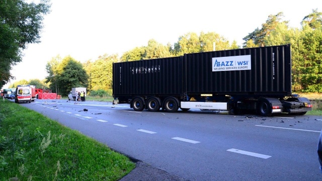 Wypadek niedaleko stacji kolejowej Lubiewo. Fot. Andrzej Ryfczyński / iswinoujscie.pl Śmiertelny wypadek na trójce. Jest ruch wahadłowy [NOWE, WIDEO, ZDJĘCIA]