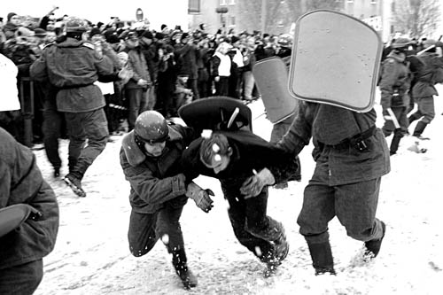 Czarny czwartek w Szczecinie. 45 lat temu robotnicy wyszli na ulice