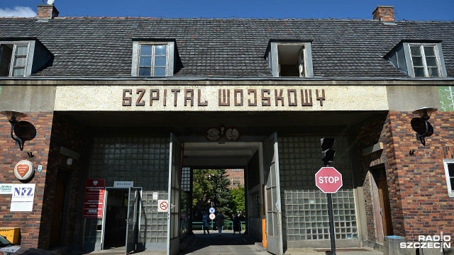 109 Szpital Wojskowy w Szczecinie. Fot. Łukasz Szełemej [Radio Szczecin] Szpital wojskowy na gruntowny remont musi poczekać [ZDJĘCIA]