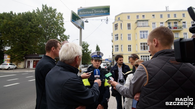 Fot. Konrad Nowak [Radio Szczecin] Przejścia bez pasów w centrum miasta. Będzie bezpieczniej? [WIDEO, ZDJĘCIA]