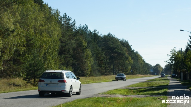 W bazie w Wołczkowie są samochody, których modele mają silniki diesla oznaczone symbolem EA 189. Fot. Konrad Nowak [Radio Szczecin] Auta fałszujące emisję spalin także w Szczecinie? [ZDJĘCIA]