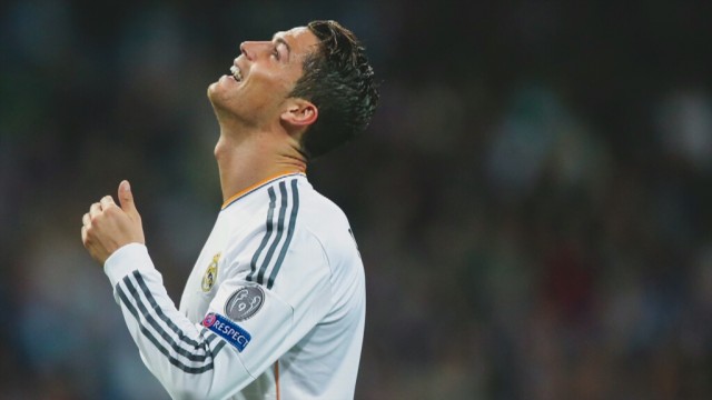 Ronaldo znów ze Złotą Piłką [WIDEO]