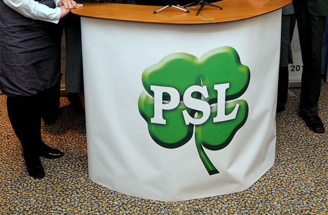PSL może zrezygnować z wystawienia kandydata na prezydenta - informuje Rzeczpospolita. Powód to kłopoty finansowe partii.