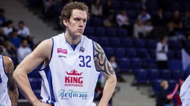 Amerykanin Killian Larson nie jest już zawodnikiem drużyny King Wilki Morskie Szczecin.