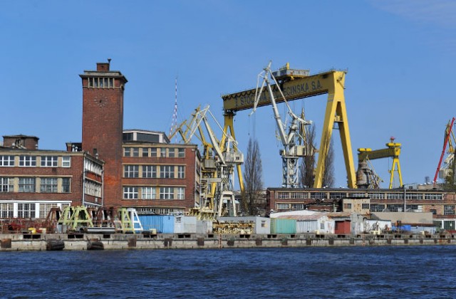 Akcjonariusze stoczni pozywają Skarb Państwa