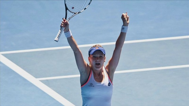 Agnieszka Radwańska awansowała do 18 finału pierwszego wielkoszlemowego turnieju tenisowego w tym roku. Polka na korcie w Melbourne pokonała w III rundzie Australian Open Varvarę Lepchenko 6:0, 7:5.