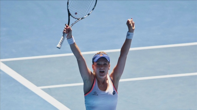 Agnieszka Radwańska zagra z Venus Williams w 18 finału Australian Open.