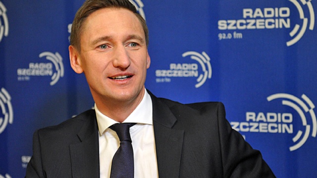 Marszałek województwa zachodniopomorskiego Olgierd Geblewicz miał wypadek. Na koniec ferii spędzonych we włoskich Alpach przewrócił się na nartach i złamał nogę. Na tyle poważnie, że niezbędne było wkręcenie śrub.