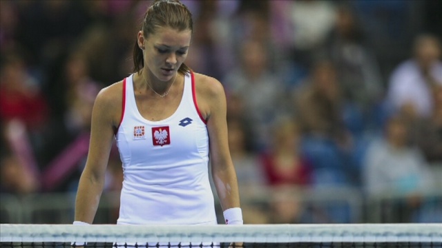 Polskie tenisistki przegrały w meczu Pucharu Federacji z Rosją 0:3. W niedzielę Maria Szarapowa nie dała większych szans Agnieszce Radwańskiej, wygrała 6:1, 7:5 i dała Rosji awans do półfinału.