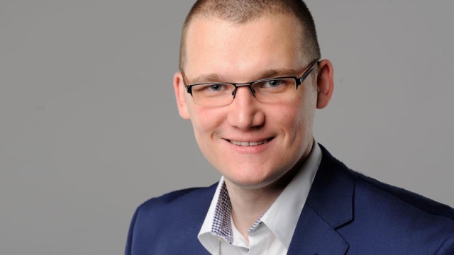To były wewnętrzne decyzje - tak radny PiS, Paweł Szefernaker komentuje swój start do Sejmiku Województwa Zachodniopomorskiego z Koszalina.