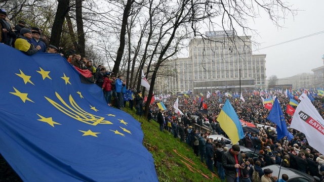 W Kijowie trwają obchody rocznicy tragicznych wydarzeń na Majdanie. 20 lutego prezydent Ukrainy Petro Poroszenko ogłosił Dniem Bohaterów Niebiańskiej Sotni.