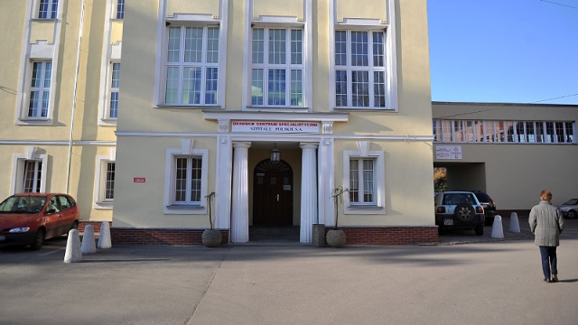 Co najmniej ośmiu lekarzy, czyli 13 załogi w końcem lutego zamierza odejść ze szpitala w Drawsku Pomorskim. Jak mówią, to z powodu fatalnych warunków panujących w placówce. Według medyków notorycznie brakuje w niej sprzętu i leków, a pensje otrzymują z opóźnieniem.