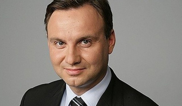 Andrzej Duda chce podpisać umowę ze swoimi wyborcami