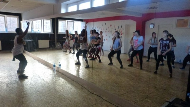 Nauczyciel z prestiżowej szkoły Broadway Dance Center poprowadził lekcję w jednej ze szczecińskich szkół tańca.