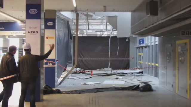 Kontrole sufitów na niedawno remontowanych dworcach zleciła centrala PKP. Specjaliści rozpoczną te prace od poniedziałku. Do sprawdzenia jest kilkadziesiąt dworców w całej Polsce.