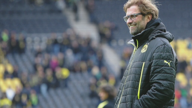 Po siedmiu latach trener Jurgen Klopp odchodzi z Borussi Dortmund. Szkoleniowiec zakończy pracę po ostatnim meczu tego sezonu. Przyczyną odejścia są słabe wyniki niemieckiej drużyny w tym sezonie.