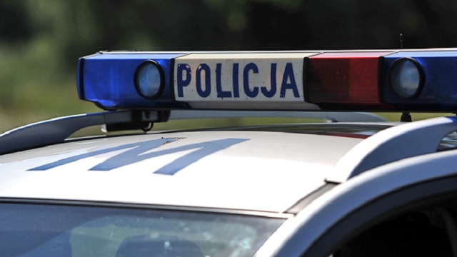 Dziewczyna wyszła na spacer ze swoja 8-miesięczną córeczką. Ostatni raz widziano 17-latkę z wózkiem w czwartek rano w miejscowości Barwik na Pomorzu. Pomorska Policja i rodzina apelują o pomoc.