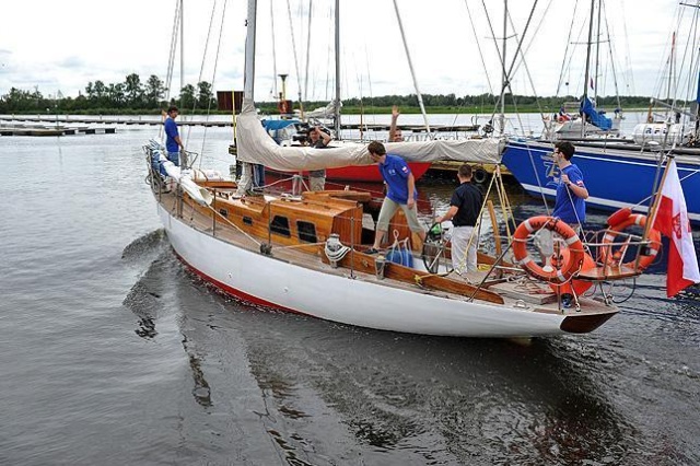 Yacht Klub Polski Szczecin jako pierwszy w regionie uroczyście rozpoczął sezon żeglarski. Ceremonia odbyła się w niedzielę po południu.