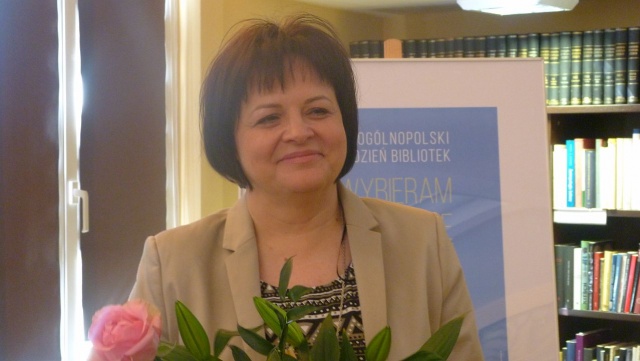 Sama nie zarządza biblioteką, ale stara się ułatwić to zadanie innym. Monika Kwaśniak została Zachodniopomorskim Bibliotekarzem Roku.