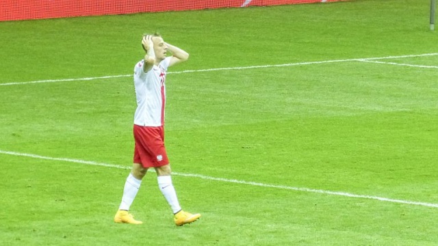 Wychowanek Pogoni Szczecin został powołany przez trenera biało-czerwonych Adama Nawałkę, na mecz eliminacji do Mistrzostw Europy z Gruzją oraz spotkanie towarzyskie z Grecją.
