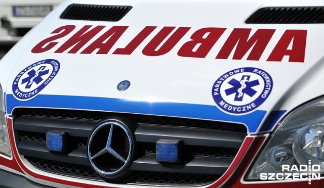 Ośmioletnią dziewczynkę potrącił przy szkole podstawowej na ulicy Mazurskiej w Szczecinie kierowca samochodu osobowego.