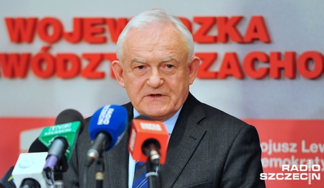 To skandal, że Rada Krajowa Sojuszu Lewicy Demokratycznej odbywa się w gmachu Sejmu - tak zawieszony w członkach SLD były szef Sojuszu Grzegorz Napieralski krytykował sobotnie obrady Rady Krajowej. Jego zdaniem to ucieczka Leszka Millera przed niezadowolonymi.