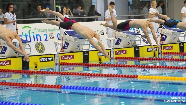 Dwa srebrne medale Mateusza Sawrymowicza i sztafety 4x200 metrów kraulem to dotychczasowe najlepsze osiągnięcia zawodników MKP Szczecin w Mistrzostwach Polski w pływaniu odbywających się w Szczecinie.