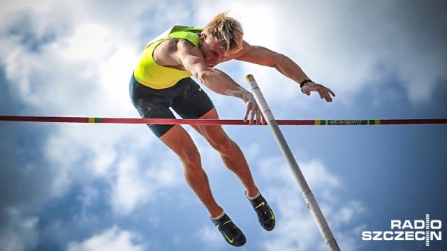 Piotr Lisek z OSOT-u Szczecin i Renata Pliś z Maratonu Świnoujście uzyskali wyniki lepsze od wskaźników Polskiego Związku Lekkiej Atletyki na sierpniowe Mistrzostwa Świata w Pekinie. Stało się to podczas podczas lekkoatletycznego mityngu Diamentowej Ligi w Eugene w Stanach Zjednoczonych.