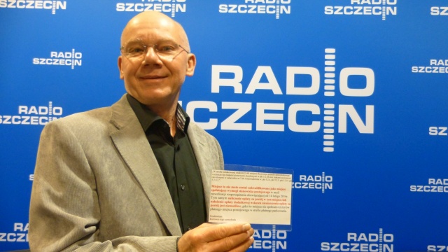 Pan Edward dostał mandat za brak biletu w Strefa Płatnego Parkowania - jak mówi bezprawnie. Według niego SPP w Szczecinie jest źle oznakowana i składa zawiadomienie do prokuratury przeciwko Urzędowi Miasta.