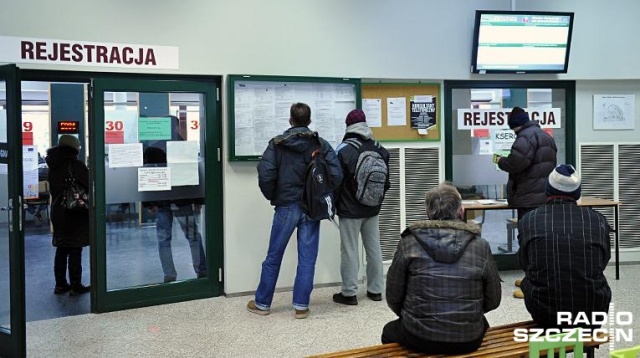 Do 10,8 proc. zmniejszyła się w maju stopa bezrobocia rejestrowanego - wynika z szacunków Ministerstwa Pracy i Polityki Społecznej. W kwietniu wynosiła 11,2 proc.