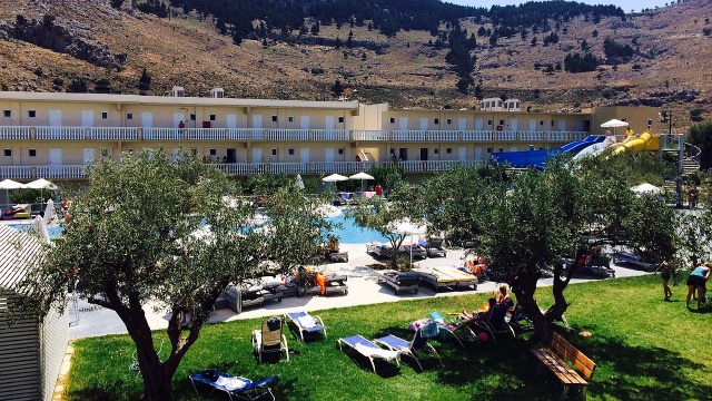 Grecki rząd łagodzi stanowisko w negocjacjach ze wspólnotą międzynarodową. Tak wynika z treści listu premiera Aleksisa Ciprasa do unijnych urzędników.