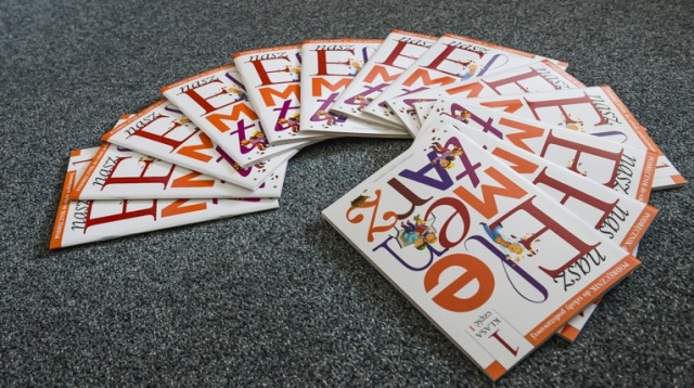 Rządowe podręczniki dla najmłodszych żaków miały wytrzymać i służyć co najmniej przez trzy lata, tymczasem część z nich musi zostać wymieniona już po roku - donosi portal bankier.pl.