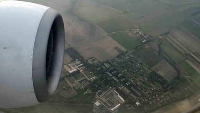 Co drugi młody Polak po studiach zamierza wyjechać za granicę. Tak wynika z badań Polskiego Stowarzyszenia Zarządzania Kadrami, które publikuje Rzeczpospolita.