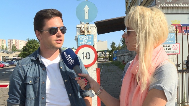 Rozdaje bilety, a dostaje kanapki. Mowa o młodym kierowcy-blogerze, który codziennie wozi pasażerów szczecińskimi autobusami.