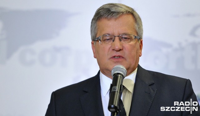 Prezydent Komorowski chce być obserwatorem