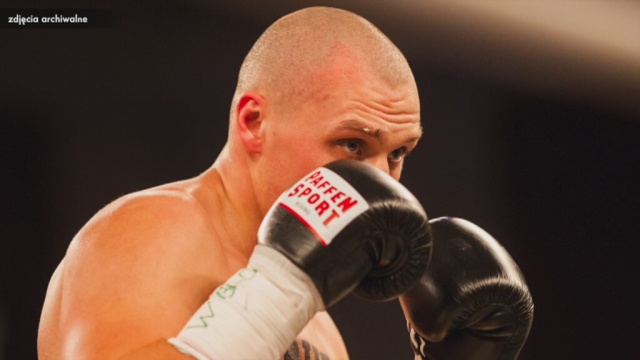 Krzysztof Głowacki mistrzem świata federacji WBO w wadze junior ciężkiej. 29-letni Głowacki w walce o mistrzowski pas w Newark w Stanach Zjednoczonych znokautował w 11 rundzie broniącego tytułu Niemca Marco Hucka.