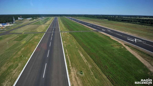 Na nowym pasie startowym goleniowskiego portu lotniczego wyląduje w piątek pierwszy samolot. Przez półtora roku maszyny musiały korzystać z bocznego pasa, ze względu na trwający remont.