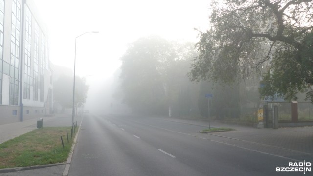 Gęsta mgła spowiła Szczecin