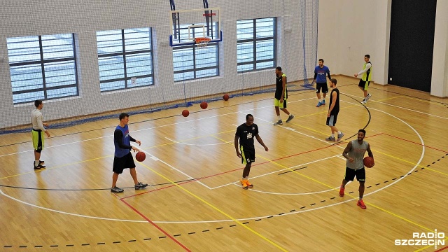 Koszykarze drużyny King Wilki Morskie przygotowują się do niedzielnego meczu z Siarką Tarnobrzeg w Tauron Basket Lidze.