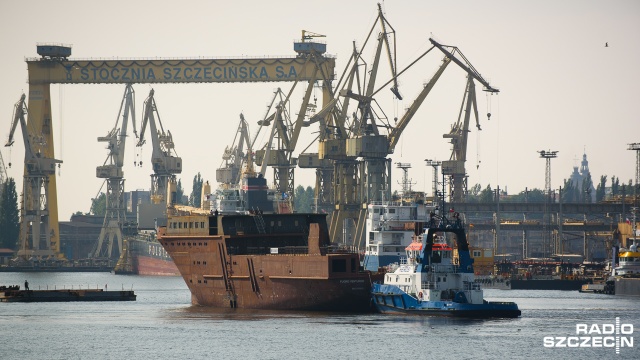 Wkrótce szczeciński krajobraz portowy zmieni wysoka na prawie 120 metrów suwnica - większa niż te w byłej stoczni. Stanie na terenie fabryki na wyspie Gryfia.
