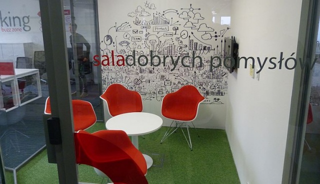 Szczeciński akcelerator biznesu świętuje urodziny. Oferujący tanie pomieszczenia biurowe dla małych firm Business Link Szczecin ma już rok.