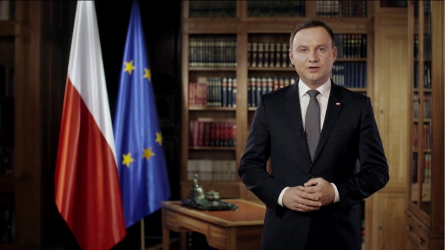 Prezydent Andrzej Duda i premier Ewa Kopacz zachęcają do wzięcia udziału w wyborach parlamentarnych.