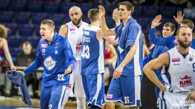 Koszykarze drużyny King Wilki Morskie zagrają w poniedziałek na wyjeździe ze Stelmetem Zielona Góra w Tauron Basket Lidze.
