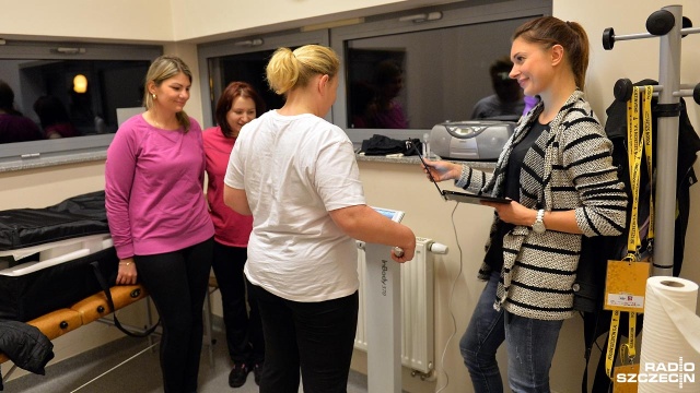 Uczestnicy akcji Pogoń kilogramy mają za sobą ważenie kontrolne. Jak się okazało, w ciągu niespełna trzech tygodni treningów i zdrowej diety zgubili łącznie około 40 kilogramów.
