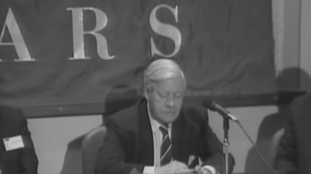 Nie żyje Helmut Schmidt. Były kanclerz Niemiec zmarł w wieku 96 lat - informuje niemiecka agencja dpa.
