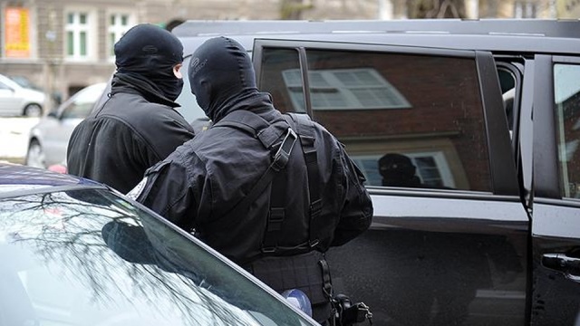 Agenci Centralnego Biura Antykorupcyjnego zatrzymali byłego posła PSL, Jana Burego - piszą ogólnopolskie media.