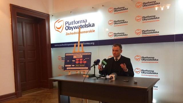 Poseł PO Sławomir Nitras apeluje do ministrów PiS o kontynuację przyjętego przez poprzedni rząd Programu Budowy Dróg Krajowych i Autostrad.