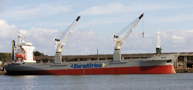 Zyta Niska, żona porwanego siedem lat temu przez somalijskich piratów kapitana, wspiera rodziny porwanych w Nigerii marynarzy.